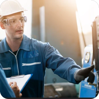 industrial equipment tracking reduces bottlenecks and prevents unplanned downtime